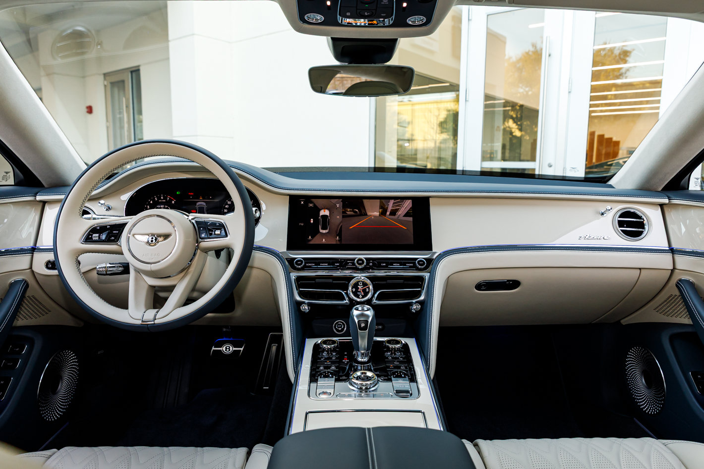 Used 2026 Bentley Flying Spur Azure AWD/4WD image 38