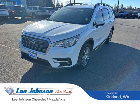 Used 2021 Subaru Ascent Limited w/ Technology Package image 1