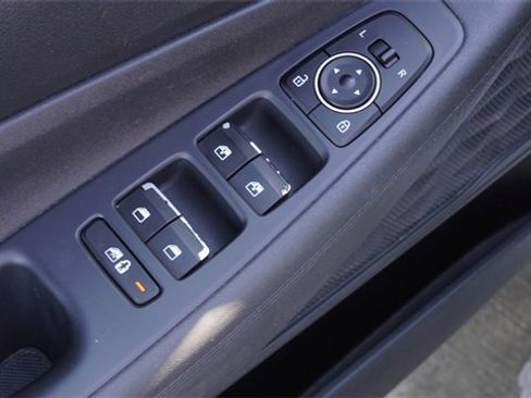 Used 2023 Hyundai Santa Fe SEL image 22