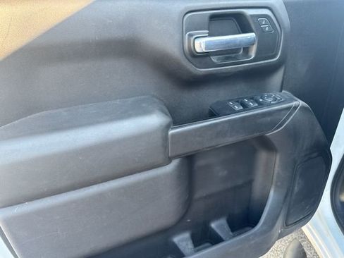 Used 2021 Chevrolet Silverado 1500 Custom Trail Boss w/ LPO, Dark Essentials Package image 14