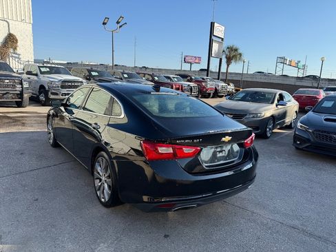 Used 2017 Chevrolet Malibu Premier w/ Premier Sun and Wheel Package image 4