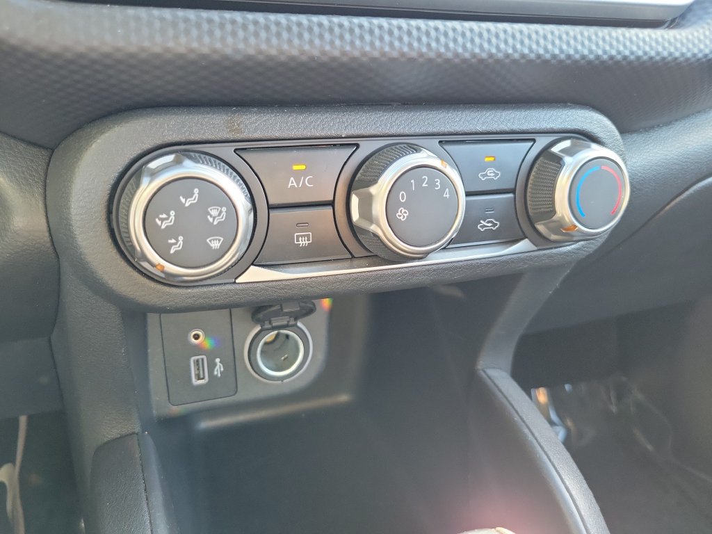 Used 2024 Nissan Kicks S FWD image 37