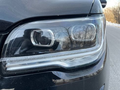 Used 2024 Lincoln Navigator L 4WD image 10