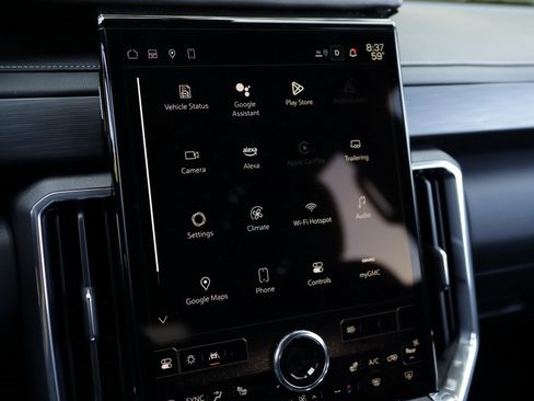 Used 2025 GMC Acadia Elevation image 15