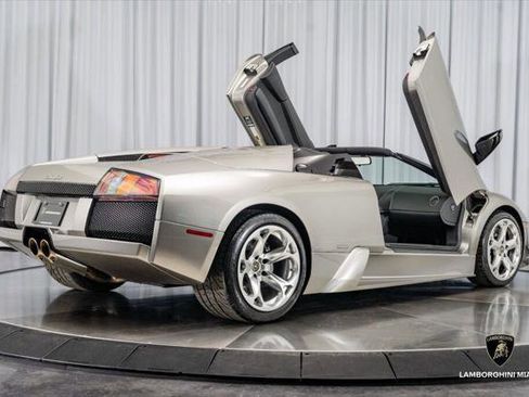 Used 2006 Lamborghini Murcielago Roadster AWD/4WD image 31
