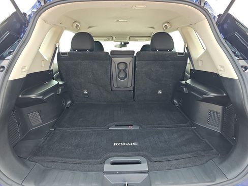 Used 2020 Nissan Rogue S AWD/4WD image 25