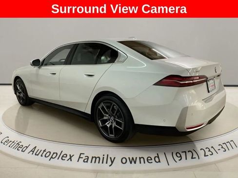 Used 2026 BMW 530i xDrive AWD/4WD image 3