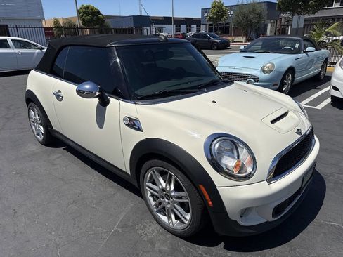 Used 2011 MINI Cooper S FWD image 22