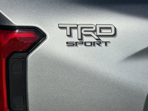 Used 2024 Toyota Tacoma 4x4 Double Cab image 30