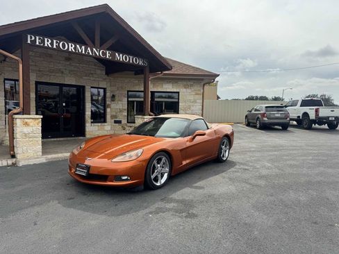 Used 2007 Chevrolet Corvette Convertible w/ Performance Package image 1