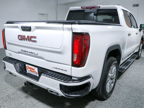 Used 2023 GMC Sierra 1500 Denali AWD/4WD image 7