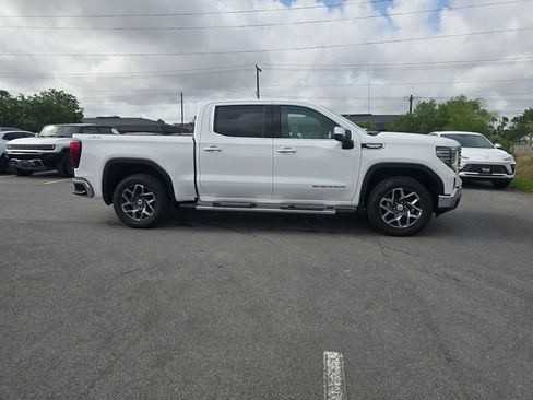 New 2026 GMC Sierra 1500 SLT AWD/4WD image 4
