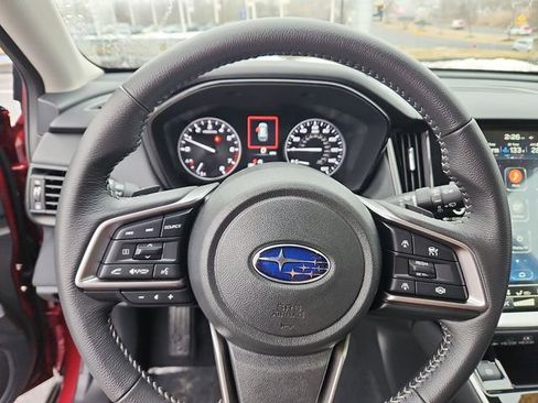 Used 2025 Subaru Outback Premium image 18