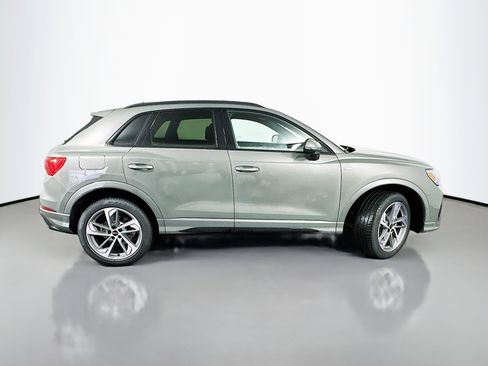 New 2025 Audi Q3 2.0T Premium image 8