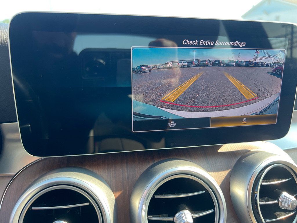 Used 2021 Mercedes-Benz C 300 4MATIC Sedan image 34