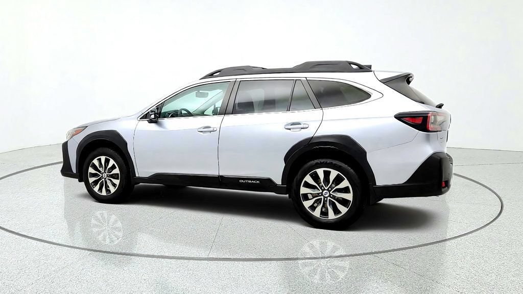 Used 2024 Subaru Outback Limited AWD/4WD image 7