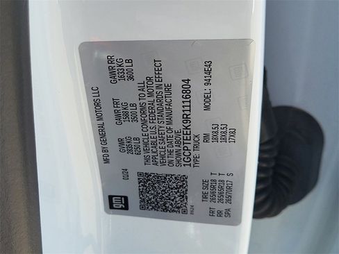 Certified 2024 Chevrolet Colorado Trail Boss w/ Technology Package image 19