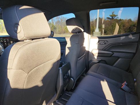 Certified 2024 GMC Canyon Elevation w/ Convenience Package image 10