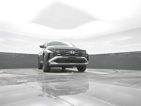 New 2026 Hyundai Tucson Blue SE image 31