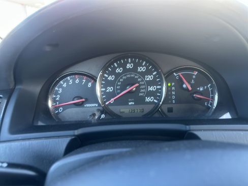 Used 2004 Toyota Solara SE Sport image 2