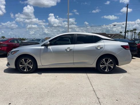 Certified 2023 Nissan Sentra SV FWD image 4