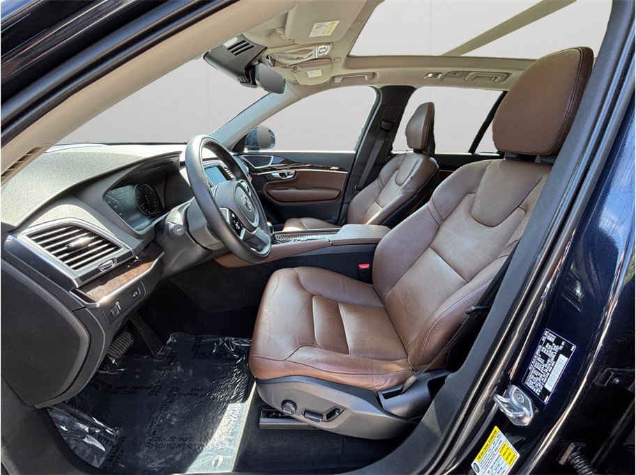 Used 2019 Volvo XC90 T6 Momentum w/ Advanced Package AWD/4WD image 2