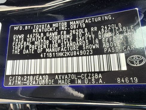 Used 2019 Toyota Camry SE FWD image 17