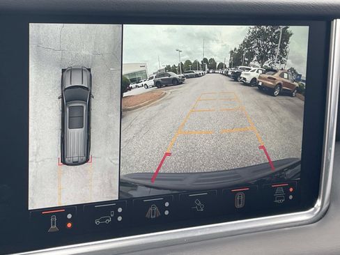 Used 2023 GMC Yukon Denali w/ Denali Reserve Package AWD/4WD image 20