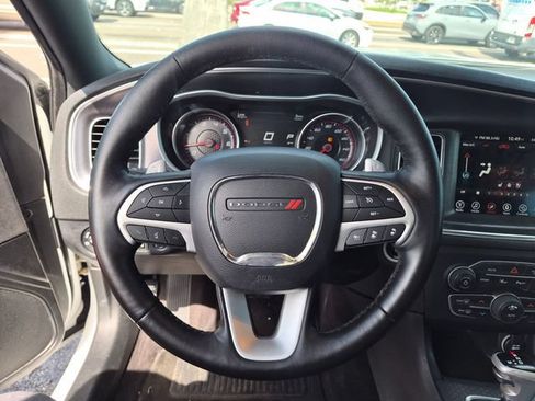 Used 2017 Dodge Charger R/T RWD image 10