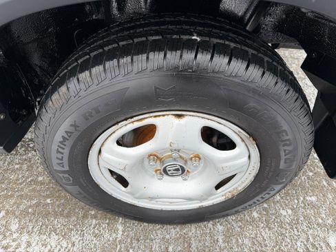 Used 2003 Honda CR-V LX image 15