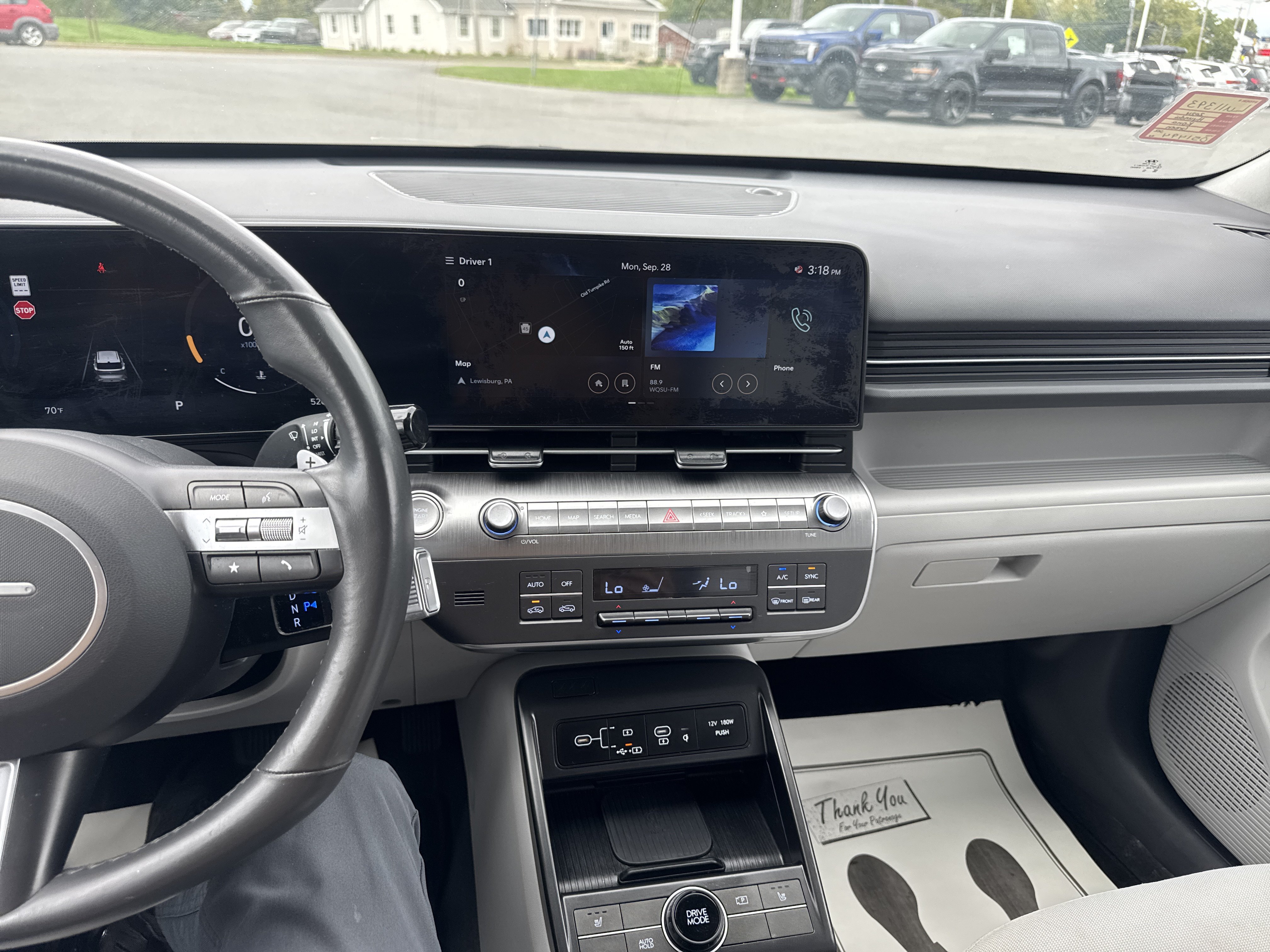 Used 2024 Hyundai Kona SEL w/ Convenience Package FWD image 24