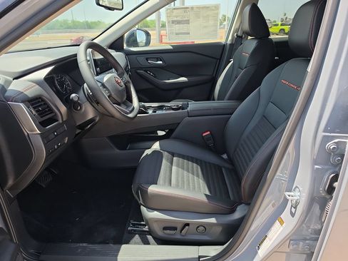 New 2026 Nissan Rogue SV w/ Rock Creek Premium Package AWD/4WD image 23