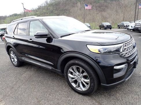 Used 2021 Ford Explorer Limited w/ Equipment Group 301A image 8