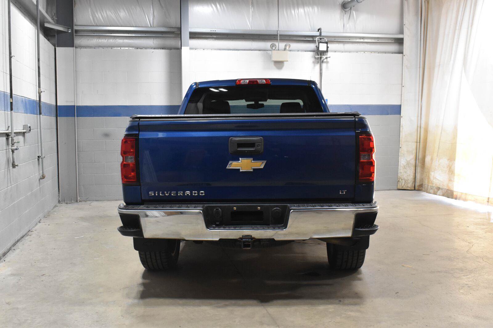 Used 2015 Chevrolet Silverado 1500 LT w/ LT Convenience Package AWD/4WD image 22