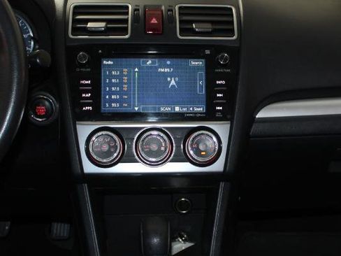 Used 2015 Subaru Crosstrek 2.0i Limited image 30