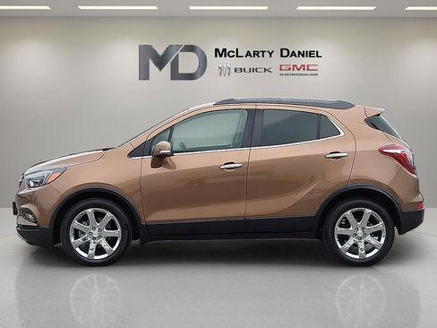 Used 2017 Buick Encore Premium w/ Experience Buick Package image 3