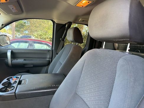 Used 2007 Chevrolet Silverado 1500 LT w/ 1LT Convenience Package RWD image 11