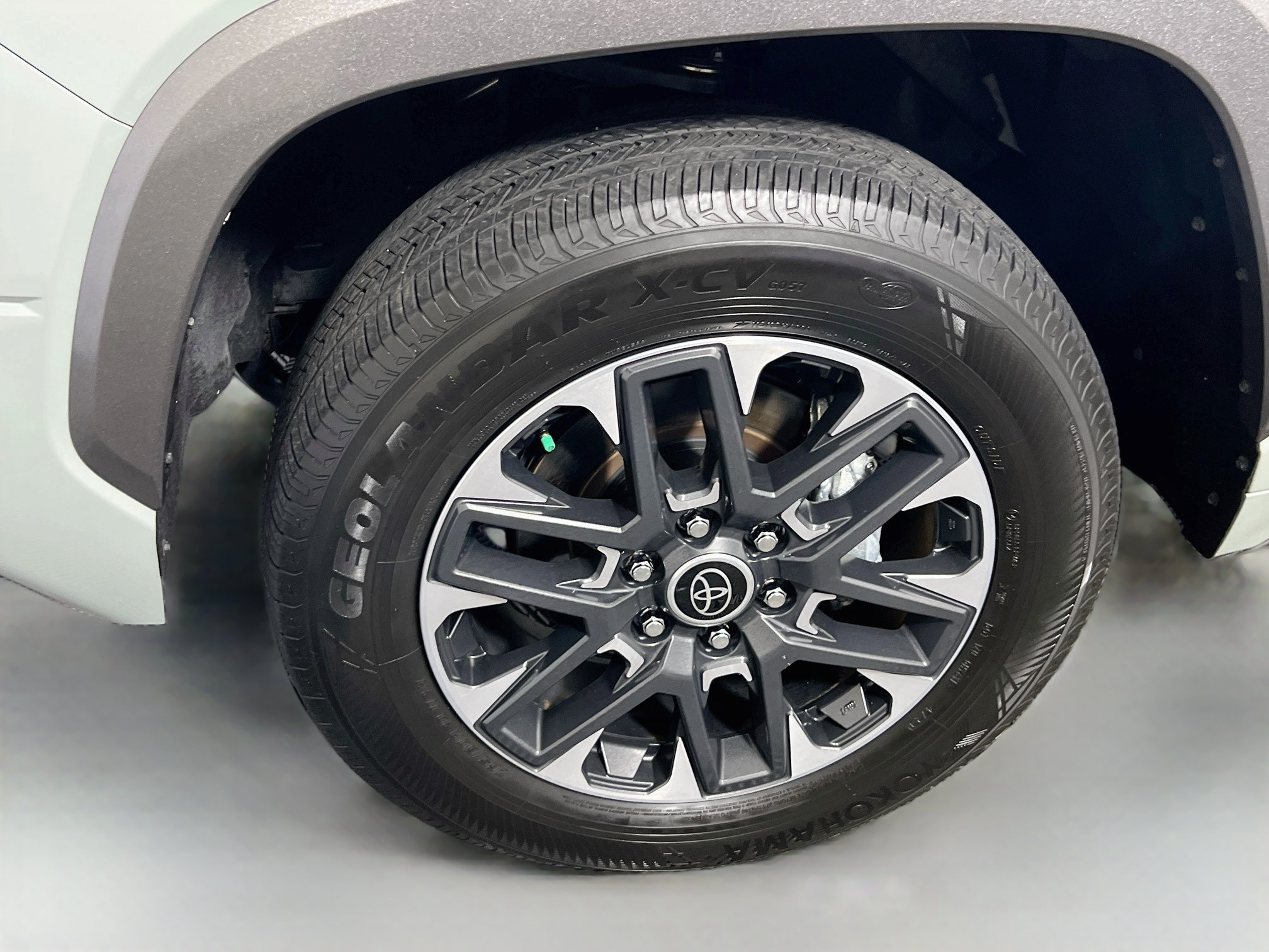 Used 2024 Toyota Tundra Limited RWD image 13