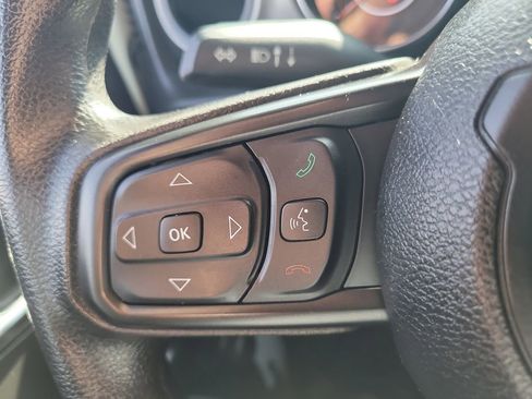 Certified 2022 Jeep Gladiator Sport AWD/4WD image 31