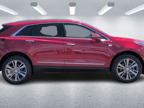 New 2026 Cadillac XT5 Premium Luxury w/ Driver Assist Package image 3