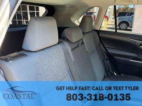 Used 2021 Toyota RAV4 XLE image 22