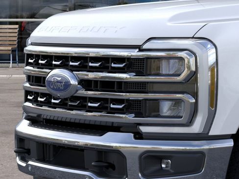 New 2026 Ford F250 Lariat w/ Lariat Premium Package AWD/4WD image 17