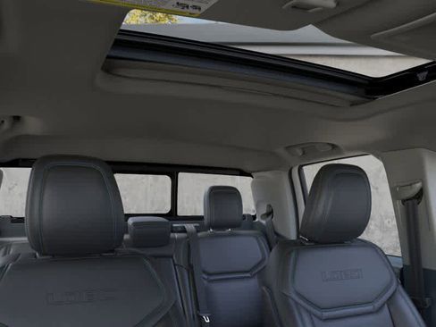 New 2025 Ford Maverick Lobo image 12