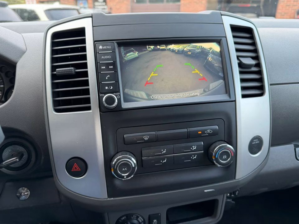 Used 2019 Nissan Frontier SV AWD/4WD image 22
