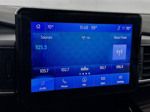 Used 2024 Ford Explorer Limited image 21