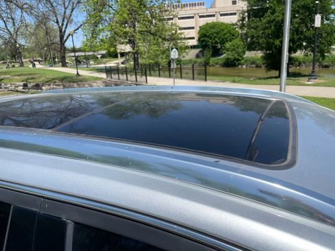 Used 2017 Buick Envision Premium w/ Driver Confidence Package image 4