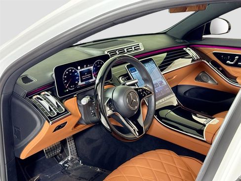 Used 2025 Mercedes-Benz S 580 S 580 * Factory Satin White * image 15