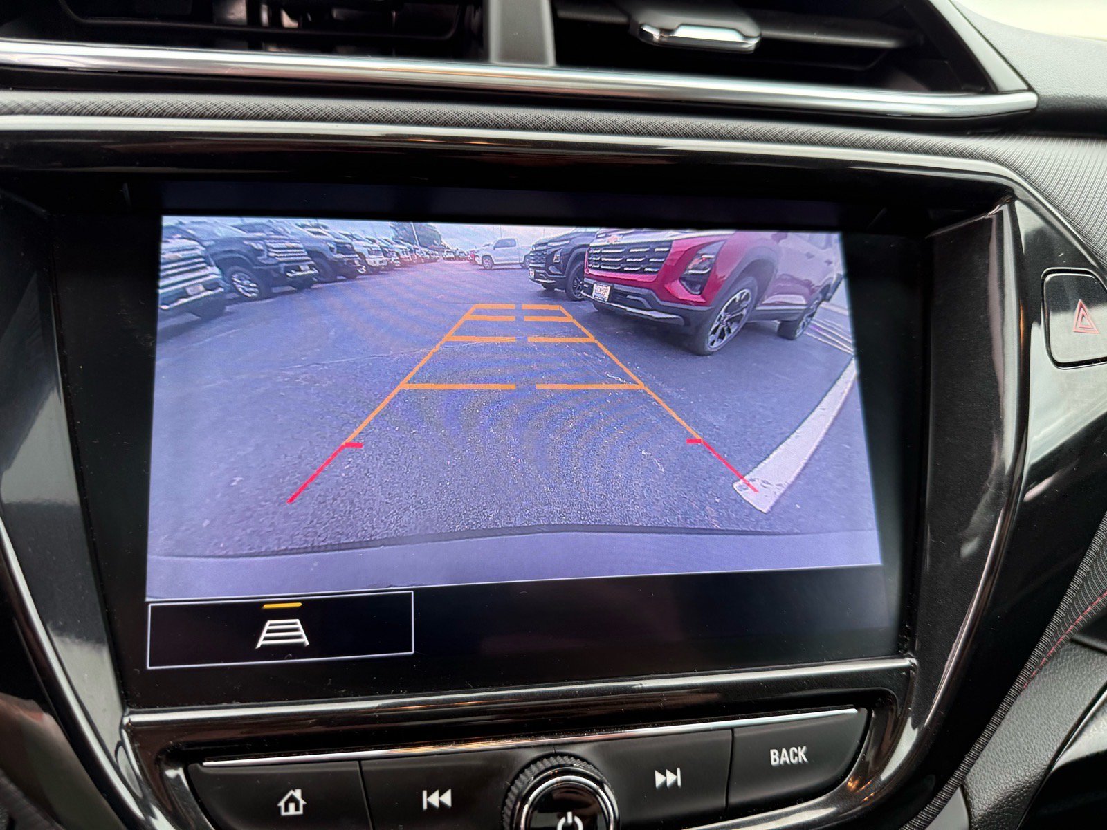 Used 2021 Chevrolet TrailBlazer RS w/ Sun and Liftgate Package AWD/4WD image 23