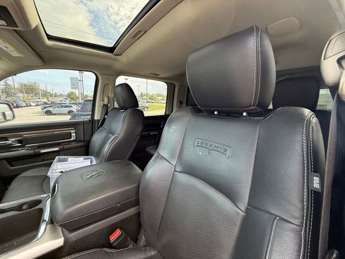 Used 2017 RAM 1500 Laramie w/ Convenience Group image 14