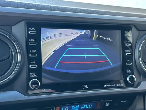 Certified 2022 Toyota Tacoma TRD Off-Road w/ TRD Premium Off Road Package image 18